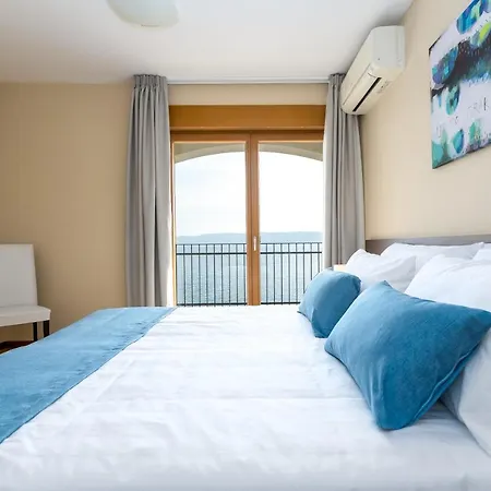 Großzügiges Direkt Am Mit Eigenem Pool - Povile Appartement *