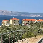 Apartament Grosszuegiges Direkt Am Mit Eigenem Pool - Povile *