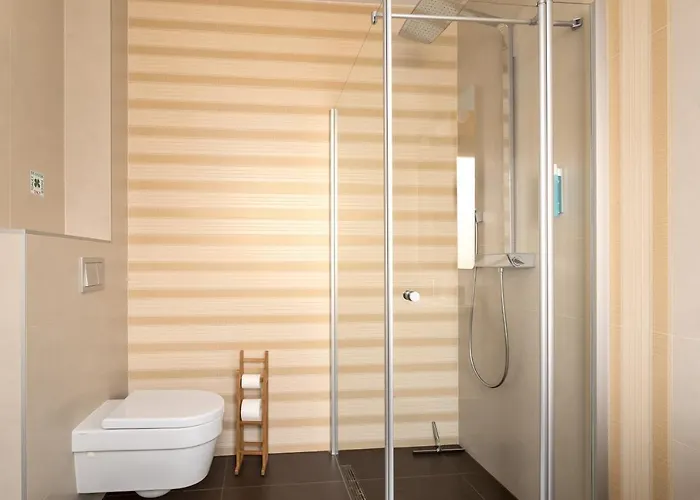 Großzügiges Direkt Am Mit Eigenem Pool - Povile Apartamento